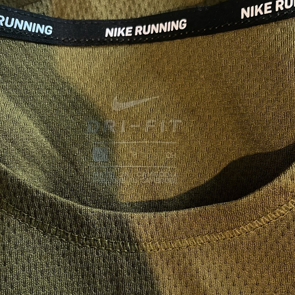 Nike tank top - Picture 4 of 6